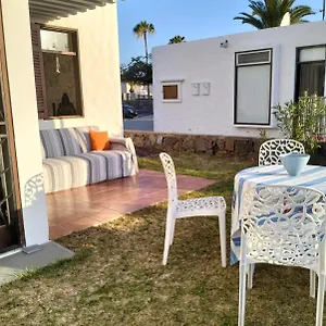 Con Jardin Y Piscina Apartamento